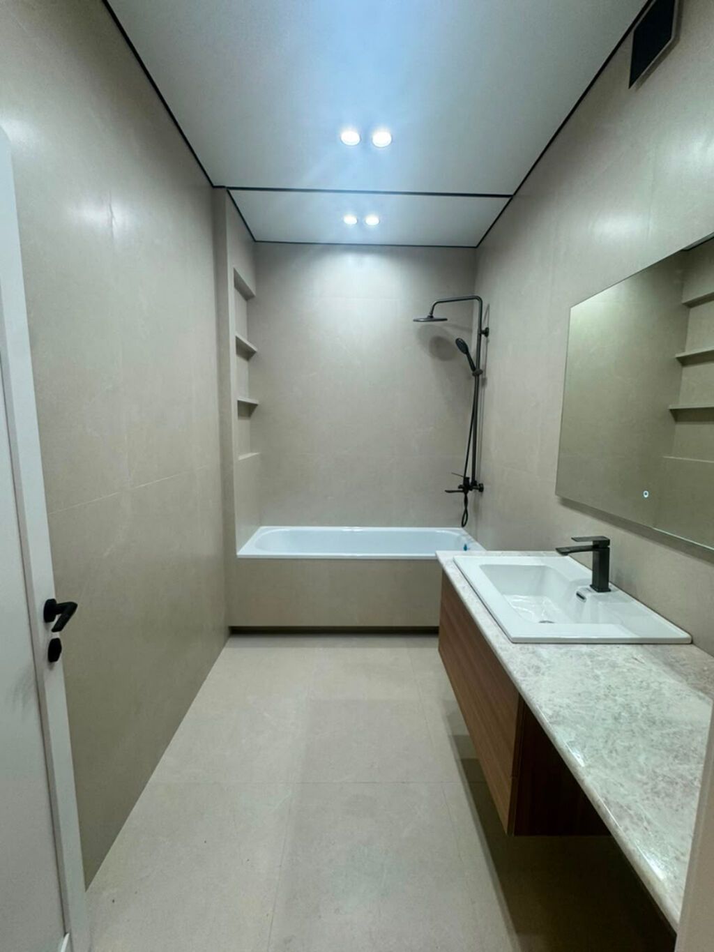2 комнаты, 80 м², Асанбай мкр Элитка, 10 этаж, Евроремонт: фото 8