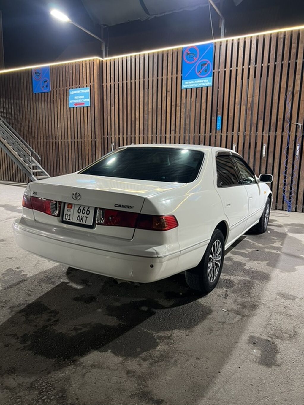 Toyota Camry: 2001 г., 2.2 л, Автомат, Бензин, Седан: фото 6