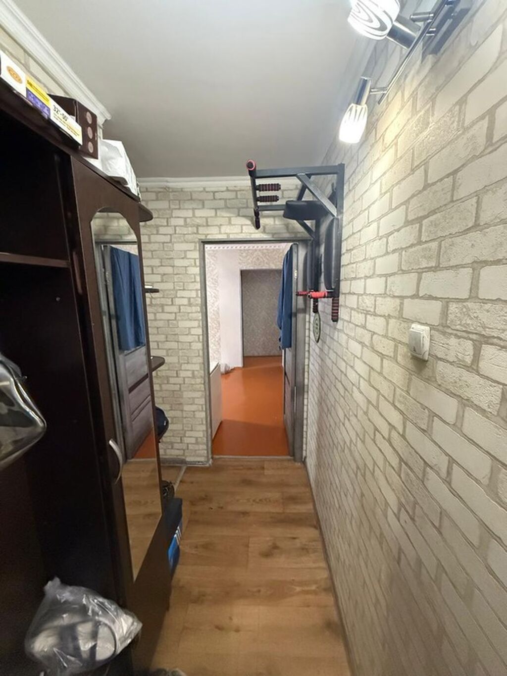 3 комнаты, 58 м², ул. Боконбаева / Гоголя 104 серия, 1 этаж, Косметический ремонт: фото 3