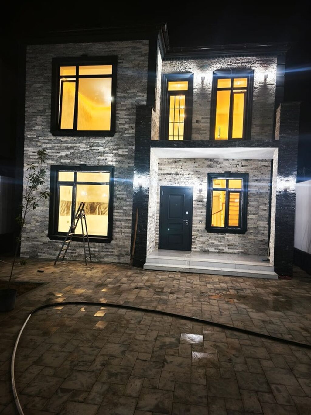 5 otaqlı, 192 kv. m, Kredit yoxdur, Yeni təmirli