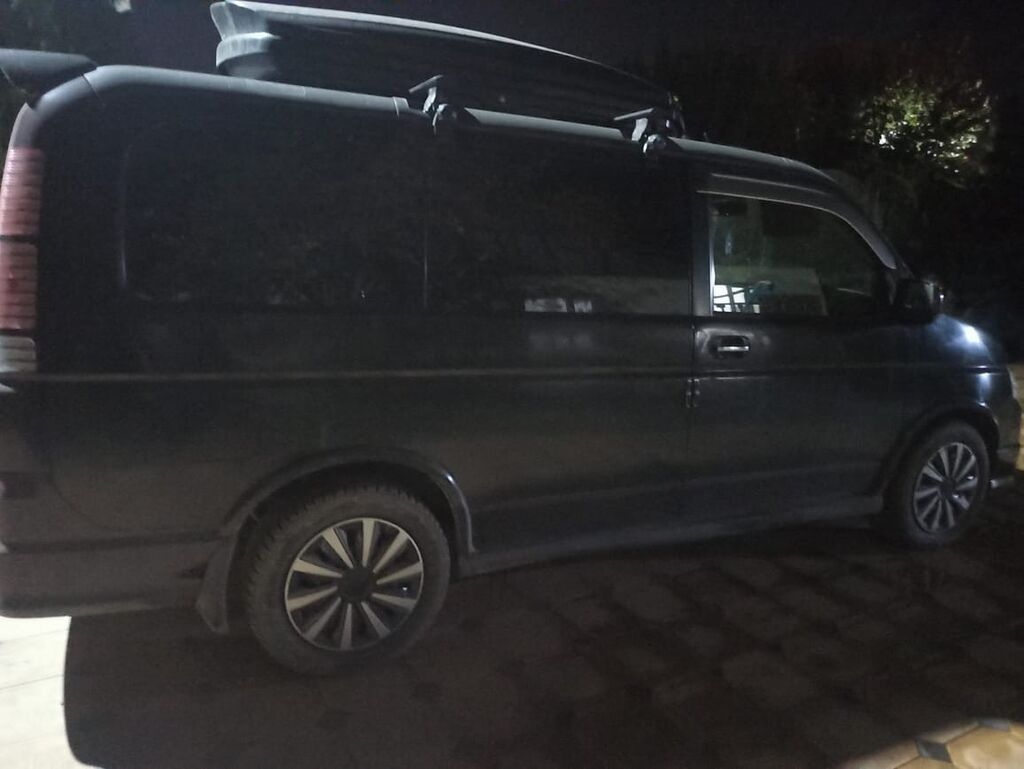 Honda Stepwgn: 2004 г., 2 л, Газ, Минивэн: фото 3