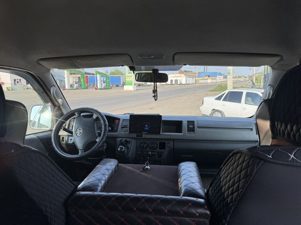 Toyota Hiace: 2008 г., 2.7 л, Механика, Дизель, Минивэн: фото 5