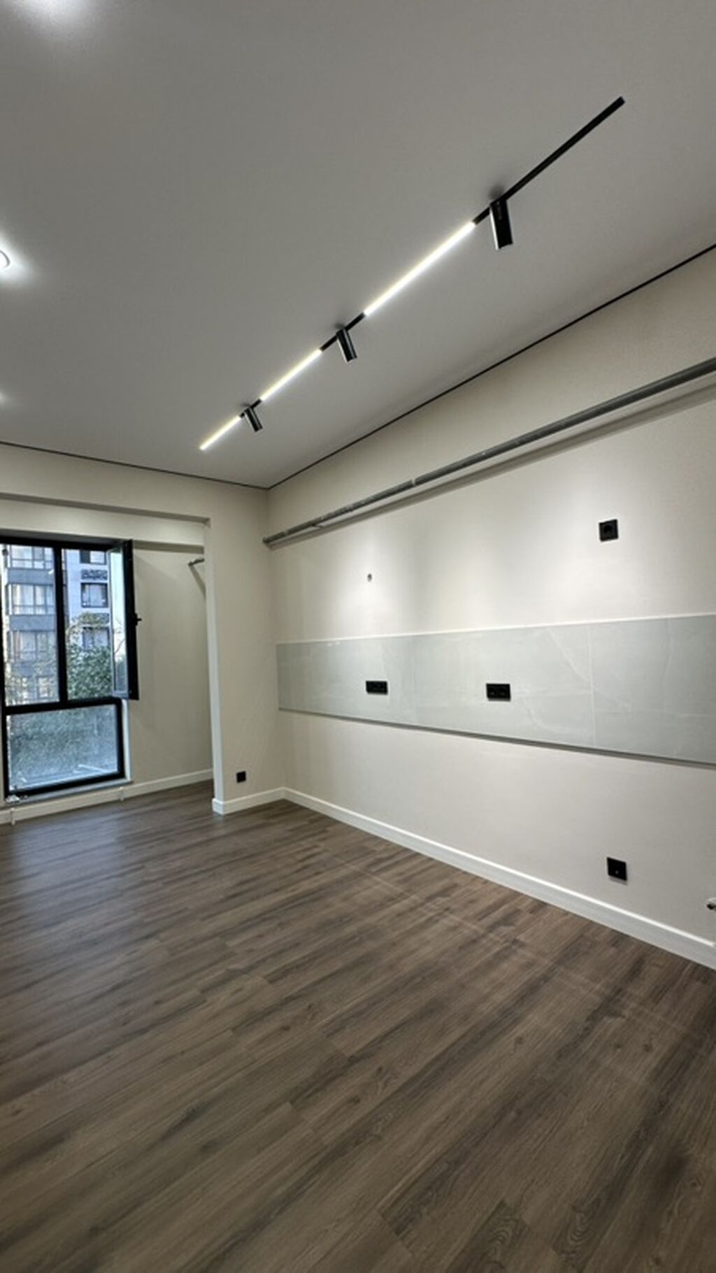 3 комнаты, 117 м², Элитка, 2 этаж, Евроремонт: фото 7