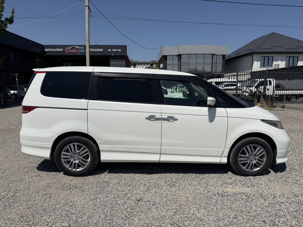 Honda Elysion: 2006 г., 3 л, Автомат, Бензин, Минивэн: фото 4