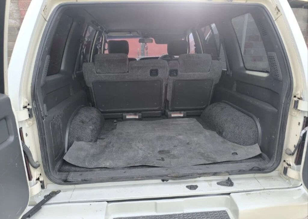 Isuzu Bighorn: 2000 г., 3 л, Автомат, Дизель, Внедорожник: фото 8