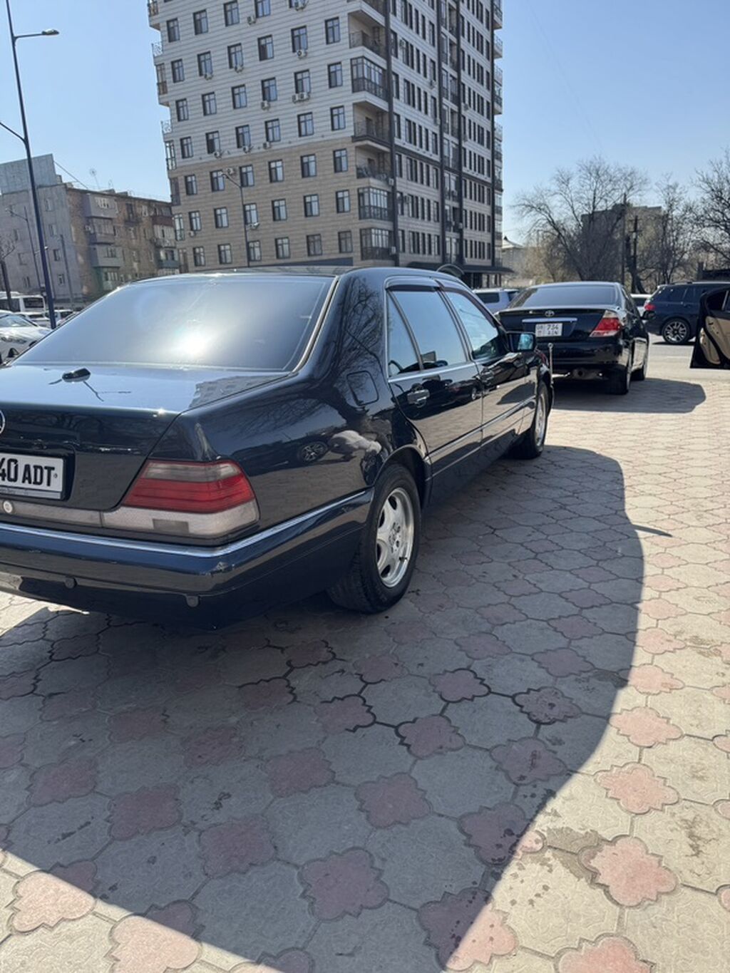 Mercedes-Benz S-Class: 1997 г., 5 л, Автомат, Газ, Седан: фото 2