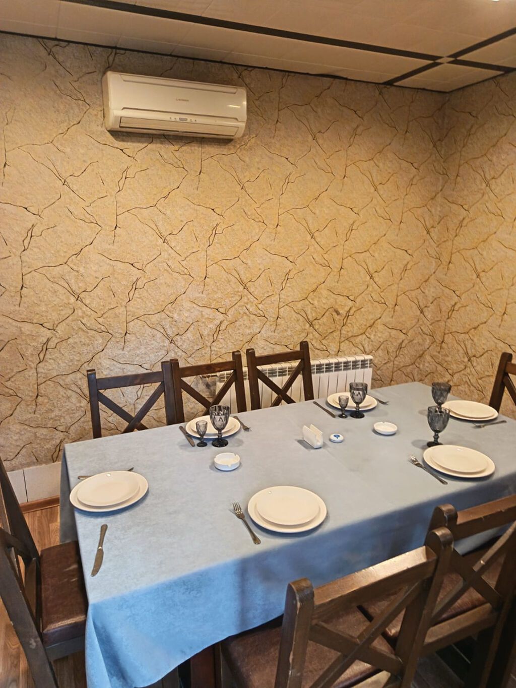BADAMDARDA NÖQTƏSİNƏ QƏDƏR HAZIR — PREMİUM RESTORAN VƏ LOUNGE