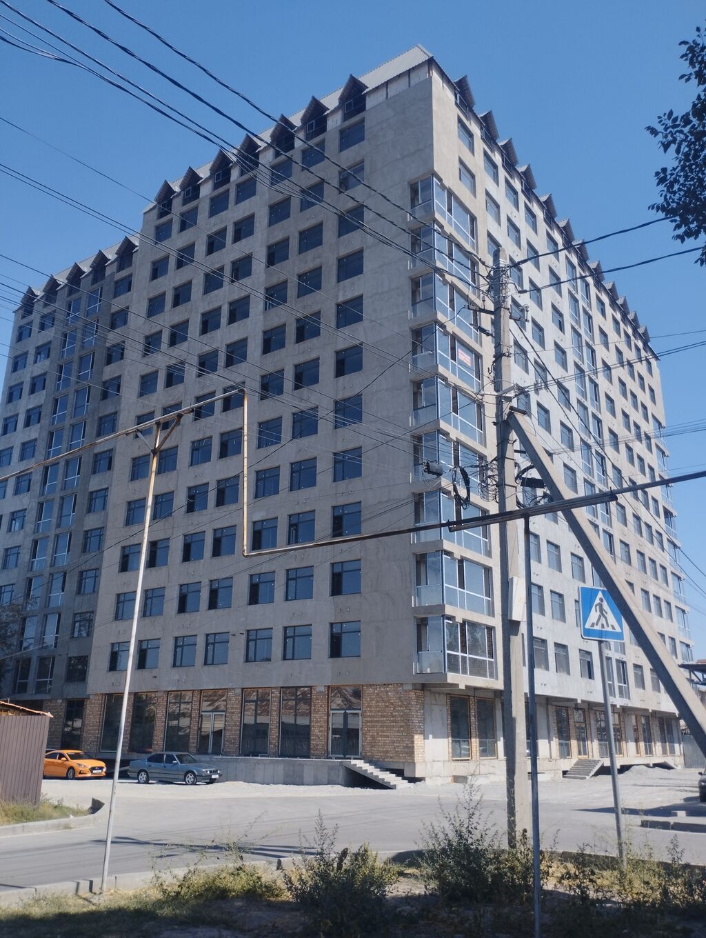 1 комната, 52 м², парк Фучика Элитка, 12 этаж, ПСО (под самоотделку): фото 1