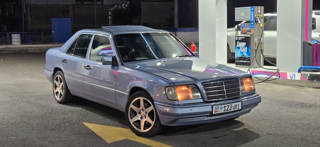 Mercedes-Benz W124: 1992 г., 2.8 л, Автомат, Бензин, Седан: фото 3