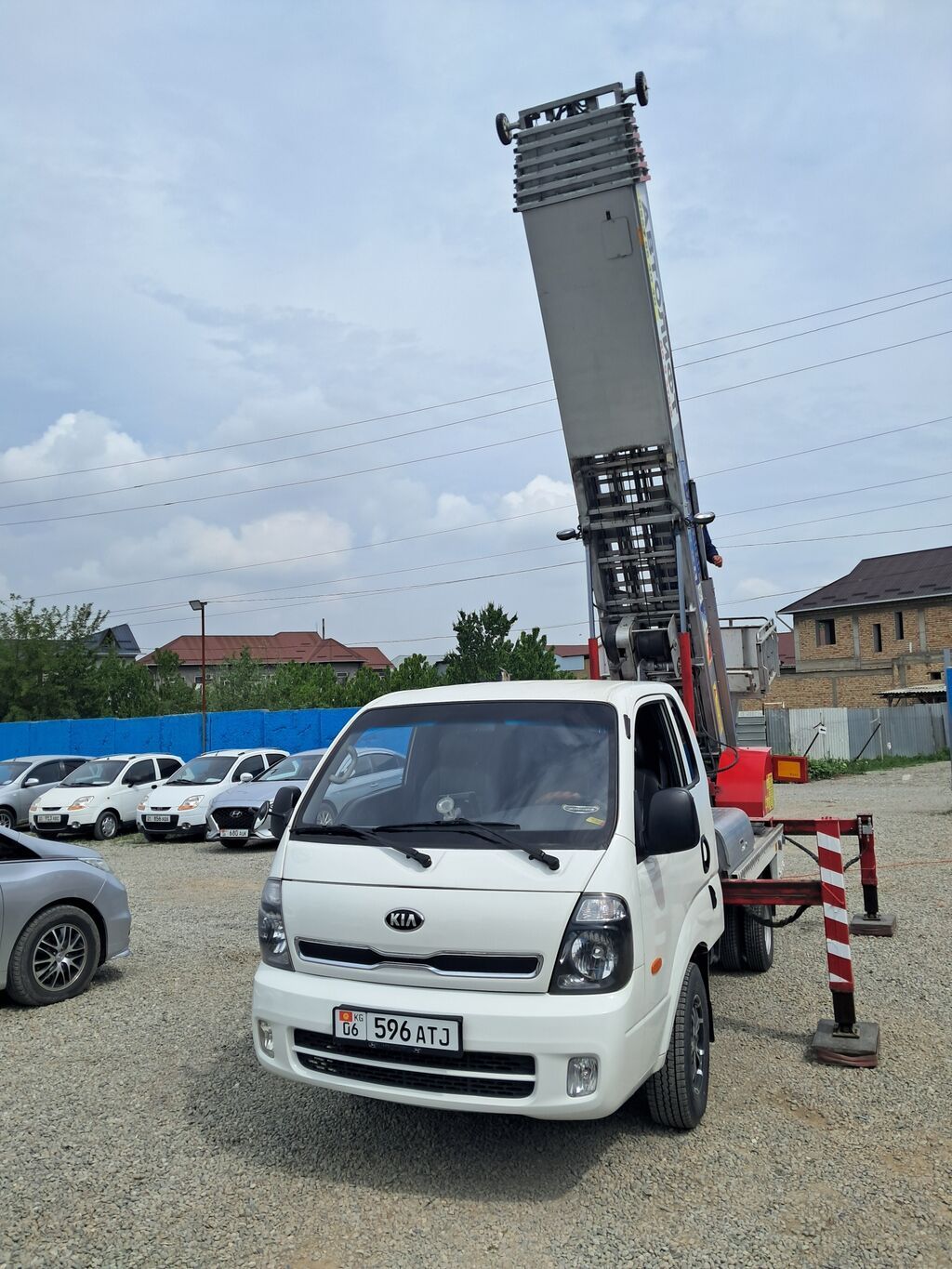 Автовышка, Kia, 2012 г.: фото 2