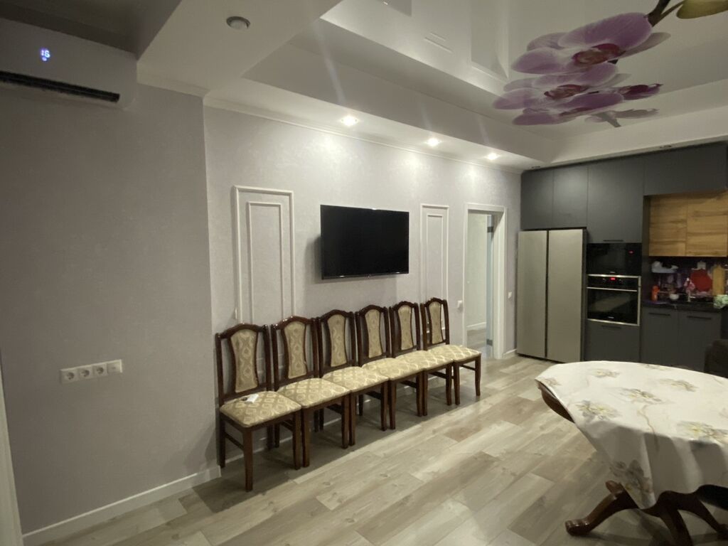 3 комнаты, 77 м², Элитка, 8 этаж, Евроремонт: фото 8
