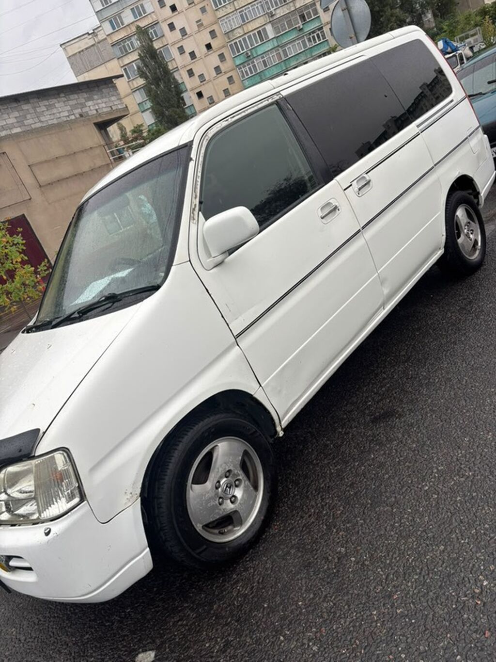 Honda Stepwgn: 2000 г., 2 л, Автомат, Бензин, Минивэн: фото 2