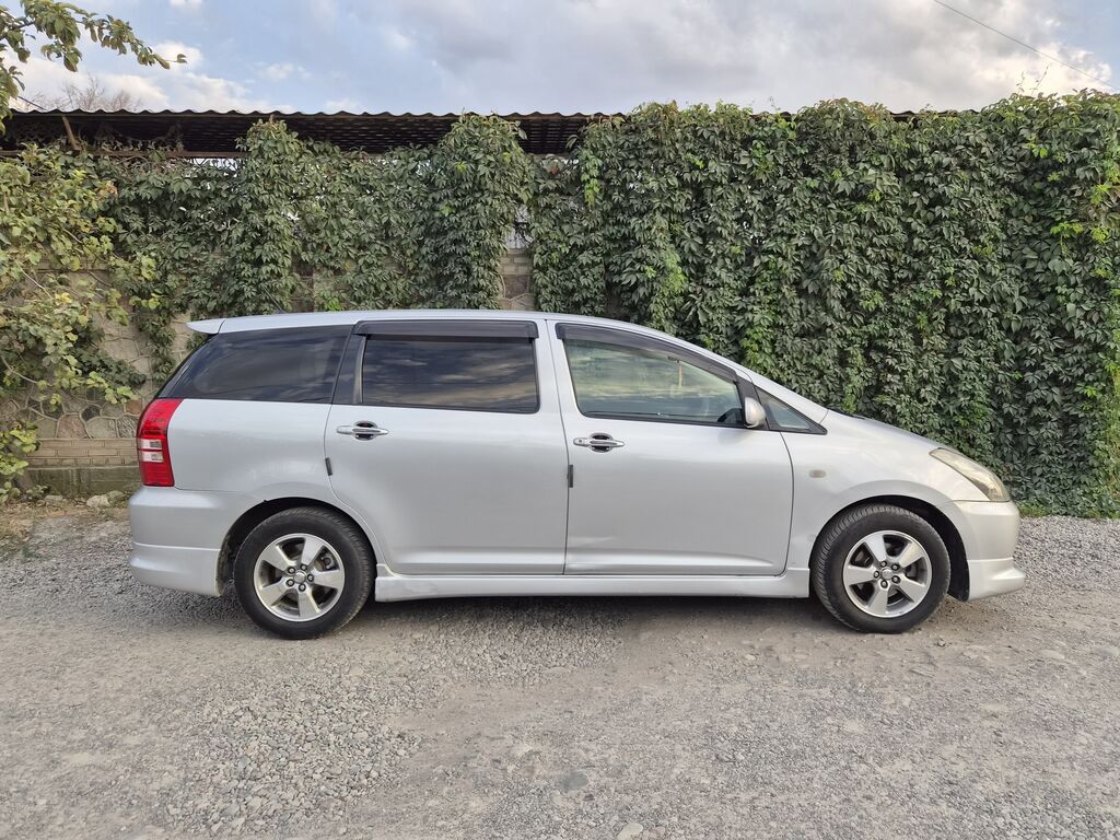 Toyota WISH: 2003 г., 1.8 л, Автомат, Бензин, Минивэн: фото 3