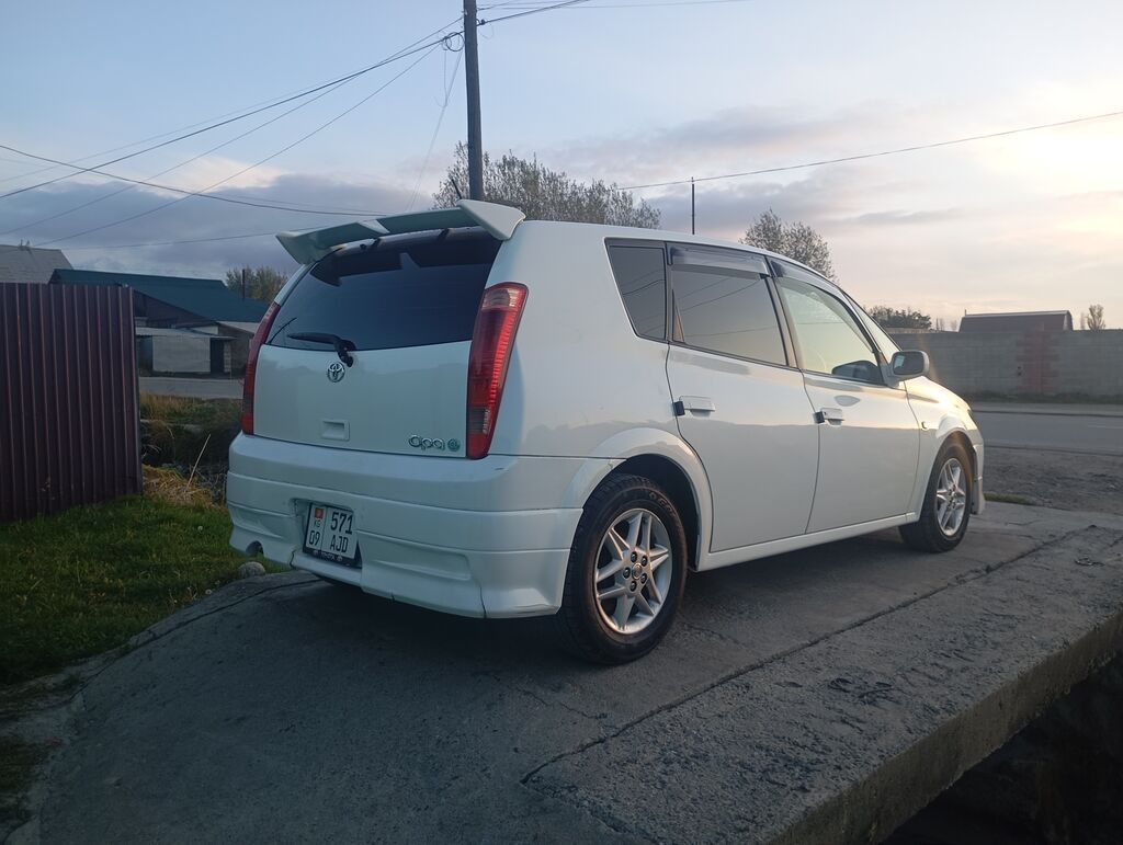 Toyota Opa: 2004 г., 1.8 л, Автомат, Бензин, Хэтчбэк: фото 5
