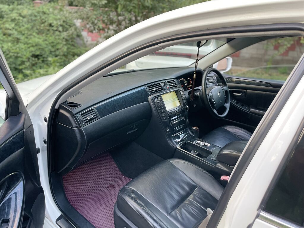 Toyota Crown: 2005 г., 3 л, Типтроник, Бензин, Седан: фото 6