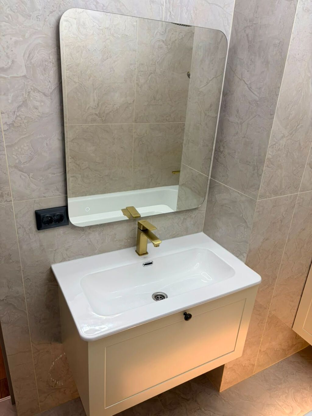 2 комнаты, 70 м², Восток-5 мкр Элитка, 10 этаж, Евроремонт: фото 3