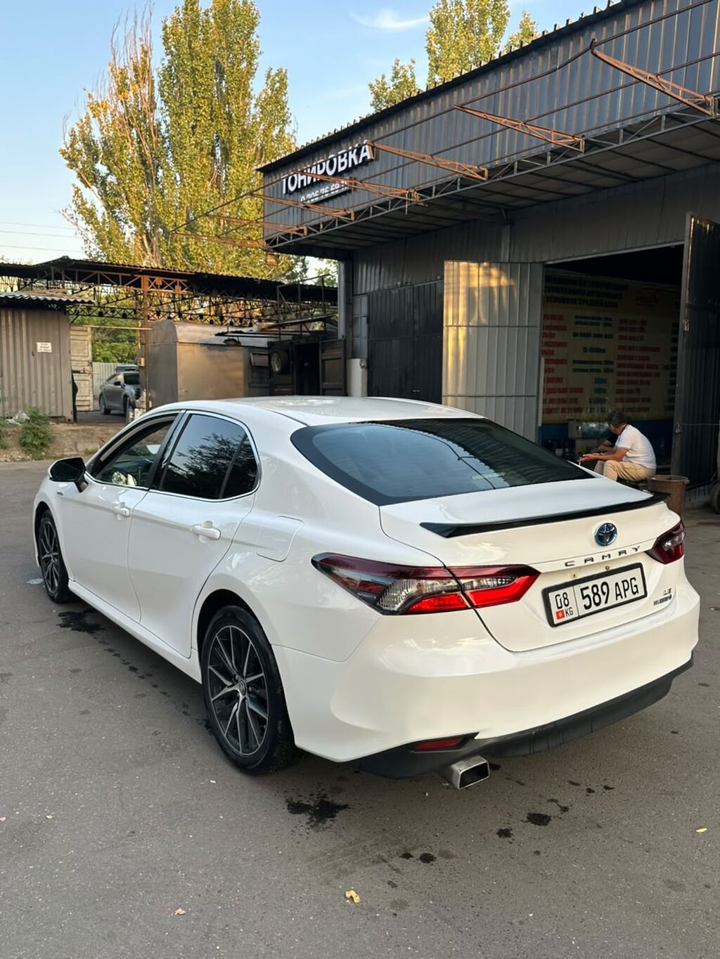 Toyota Camry: 2021 г., 2.5 л, Вариатор, Гибрид, Седан: фото 5