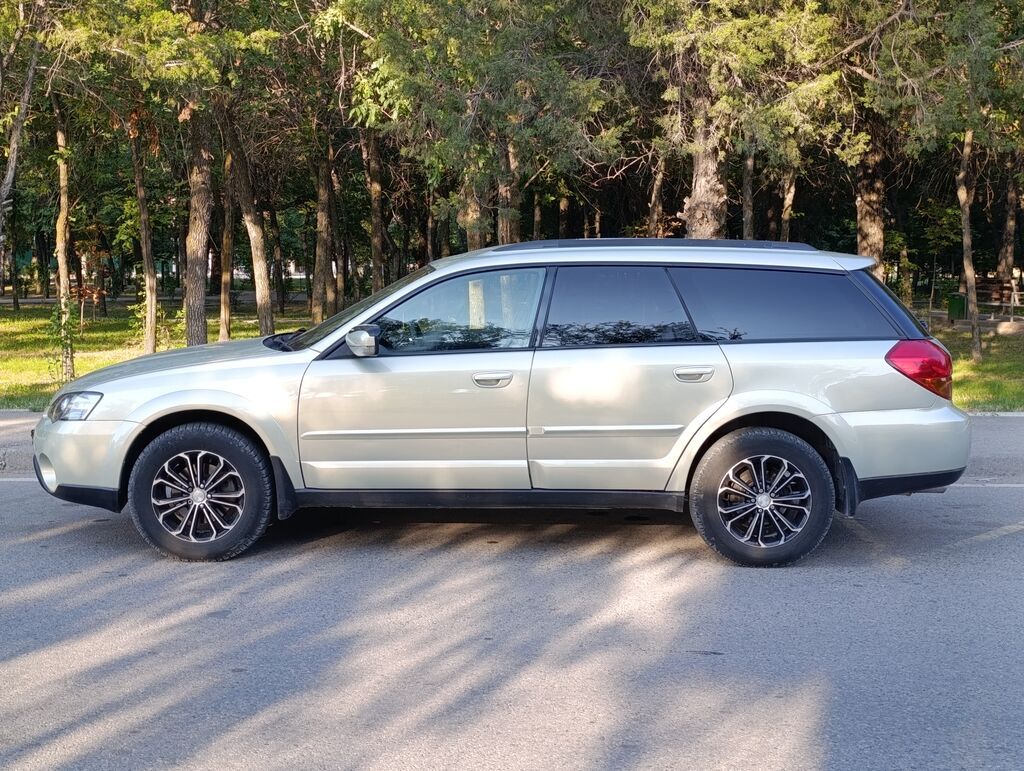 Subaru Legacy: 2005 г., 2.5 л, Автомат, Бензин, Универсал: фото 3