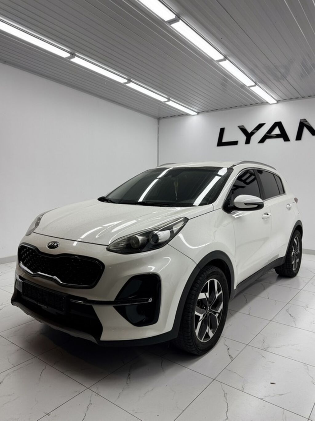 Kia Sportage: 2018 г., 2 л, Автомат, Дизель, Кроссовер: фото 2
