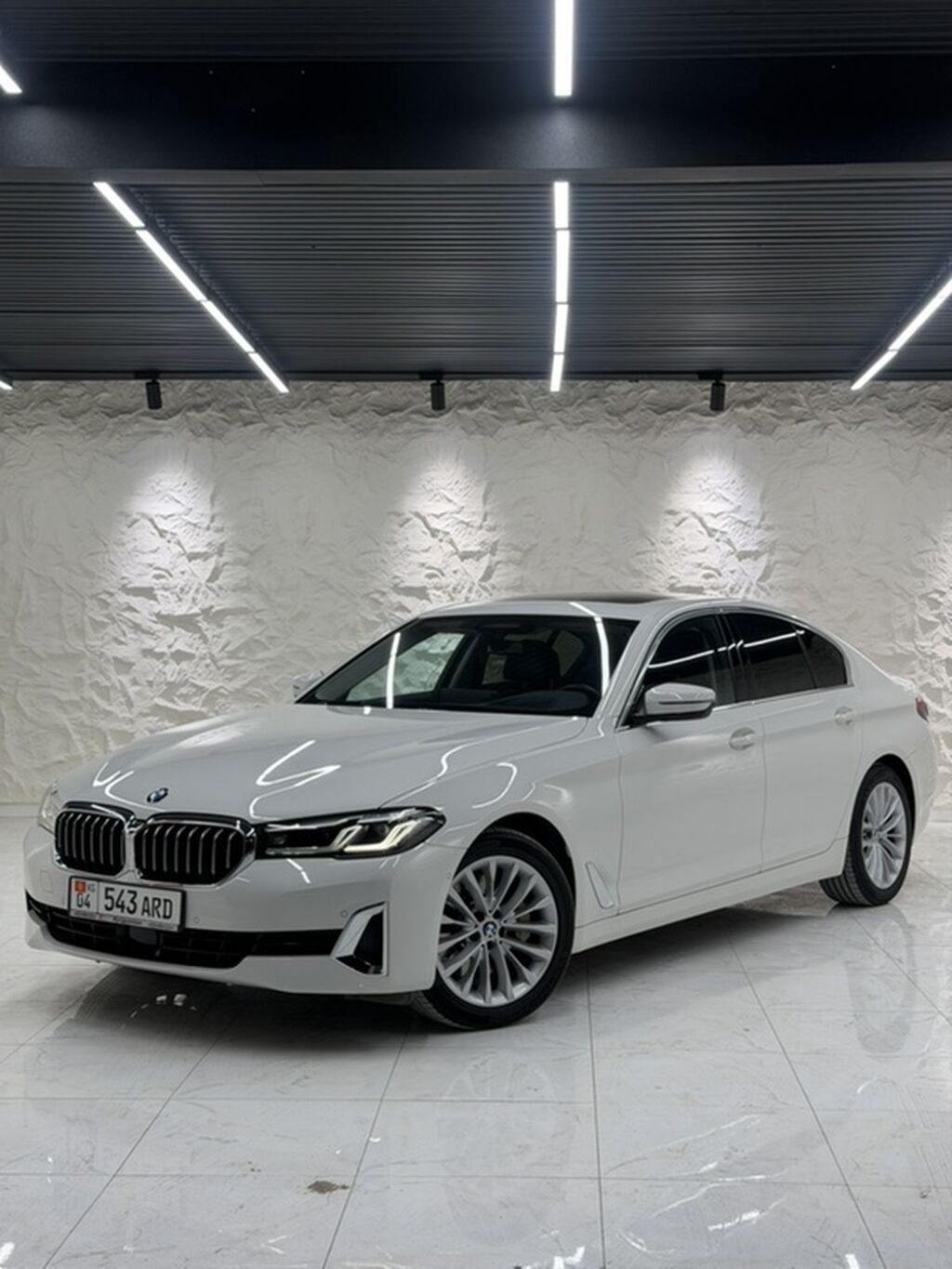 BMW 5 series: 2020 г., 2 л, Автомат, Бензин, Седан: фото 2