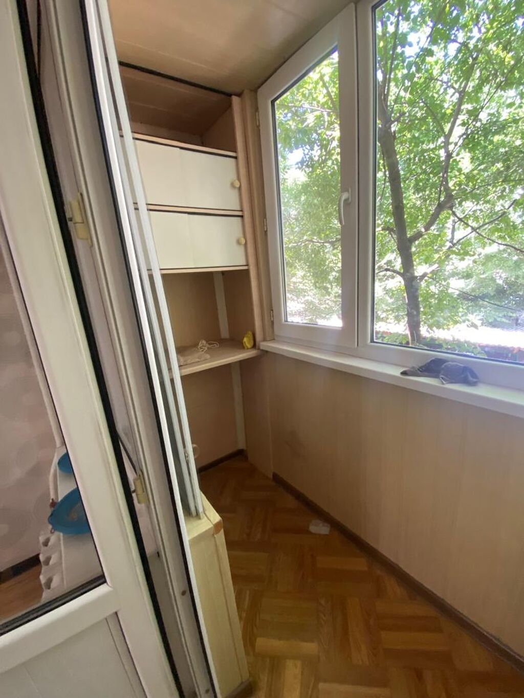 Продаётся 3 комнатная квартира - Площадь комнаты: большая, вытянутая: фото 7
