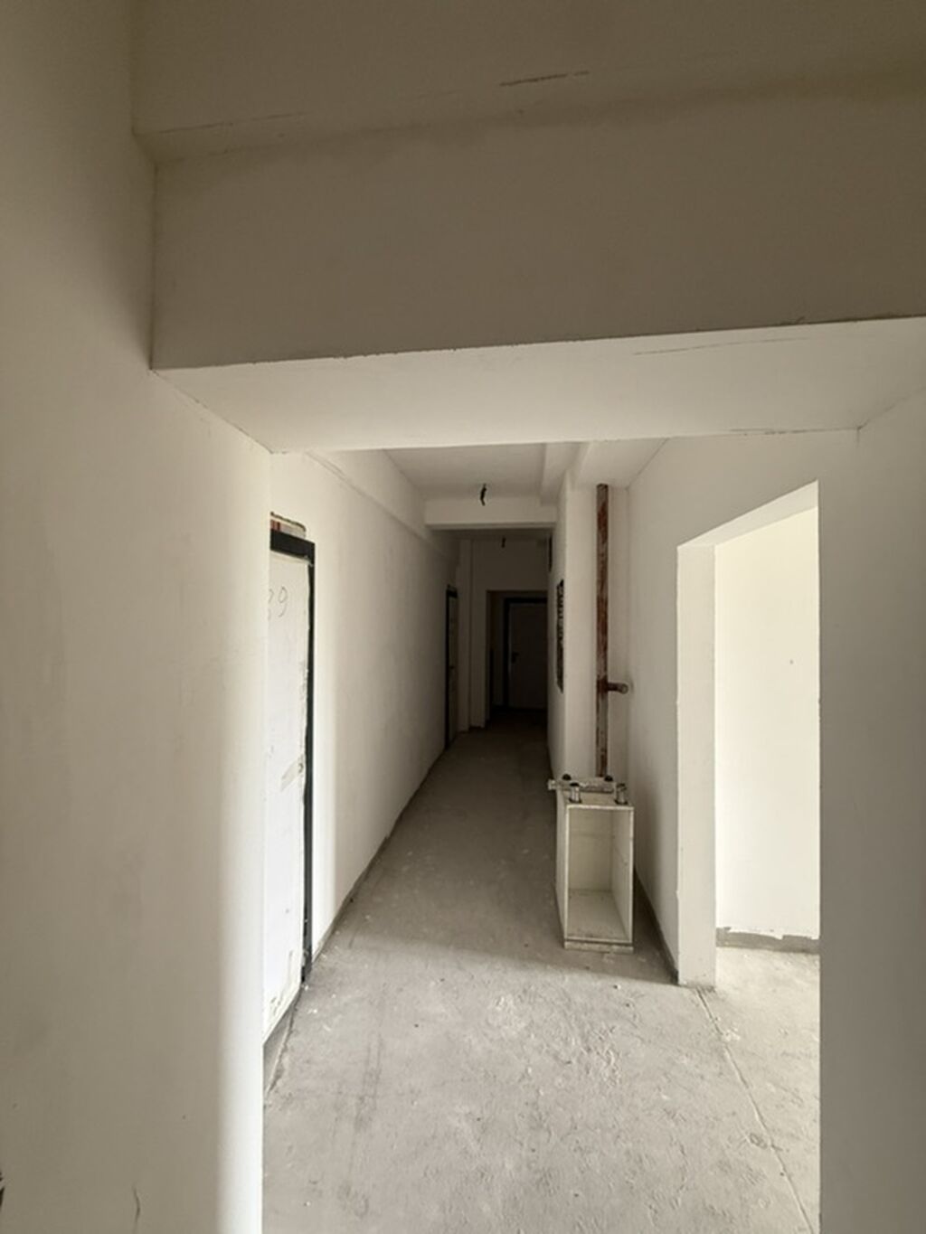 3 комнаты, 90 м², Ак-Орго ж/м Элитка, 8 этаж, ПСО (под самоотделку): фото 4