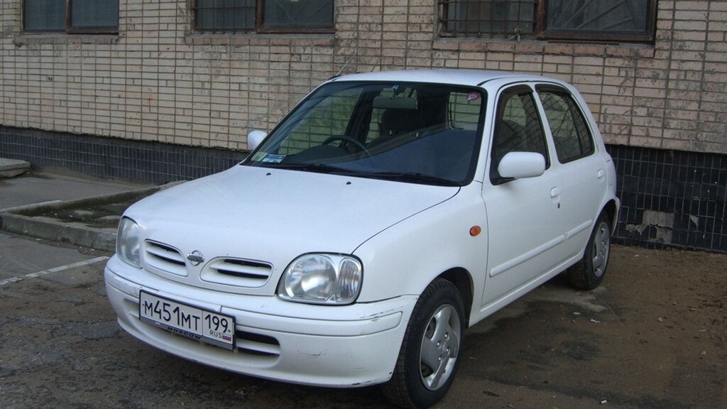 Купить Nissan Марч 2001 Года
