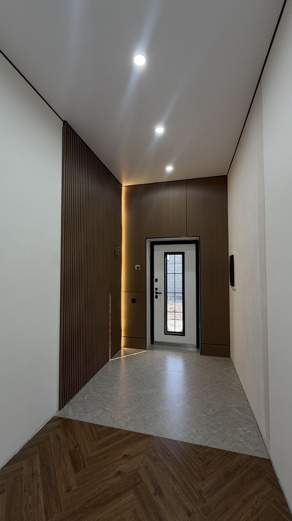 3 комнаты, 130 м², 4 соток, Бишкек, Ак-Ордо ж/м Риэлтор: фото 2