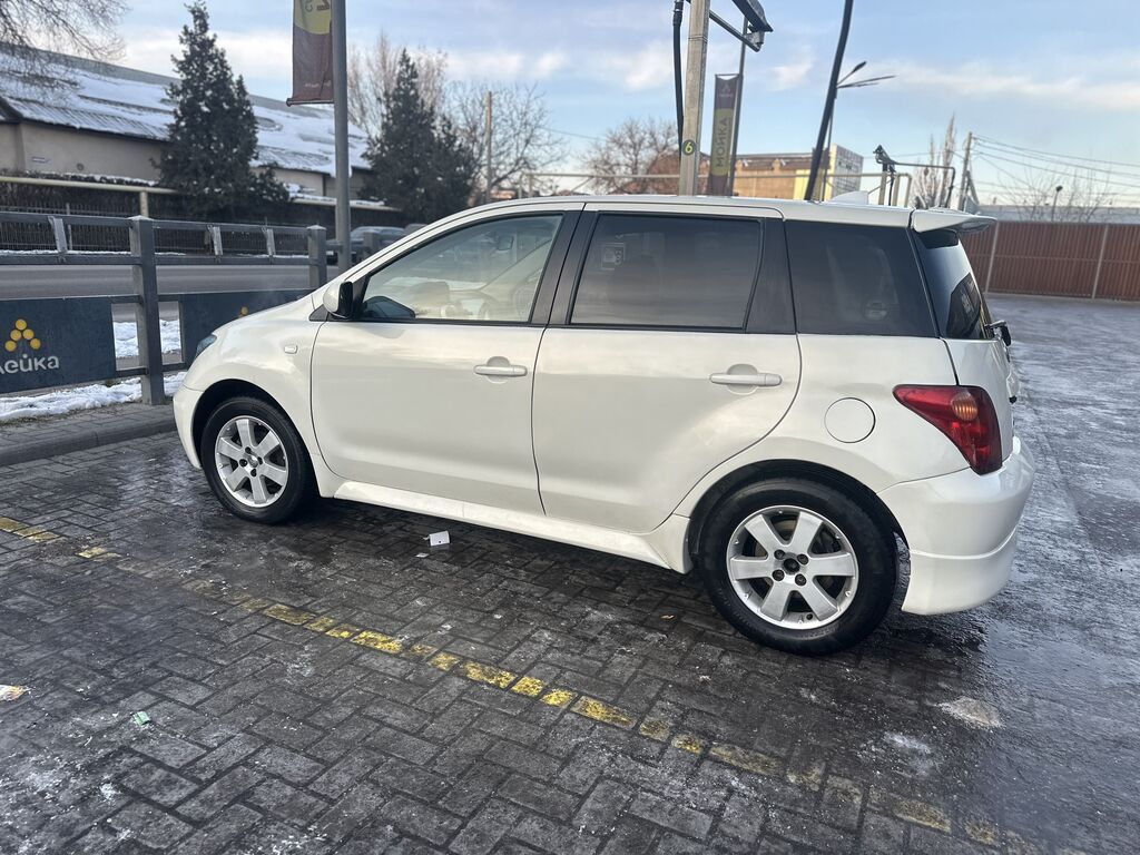 Toyota Ist