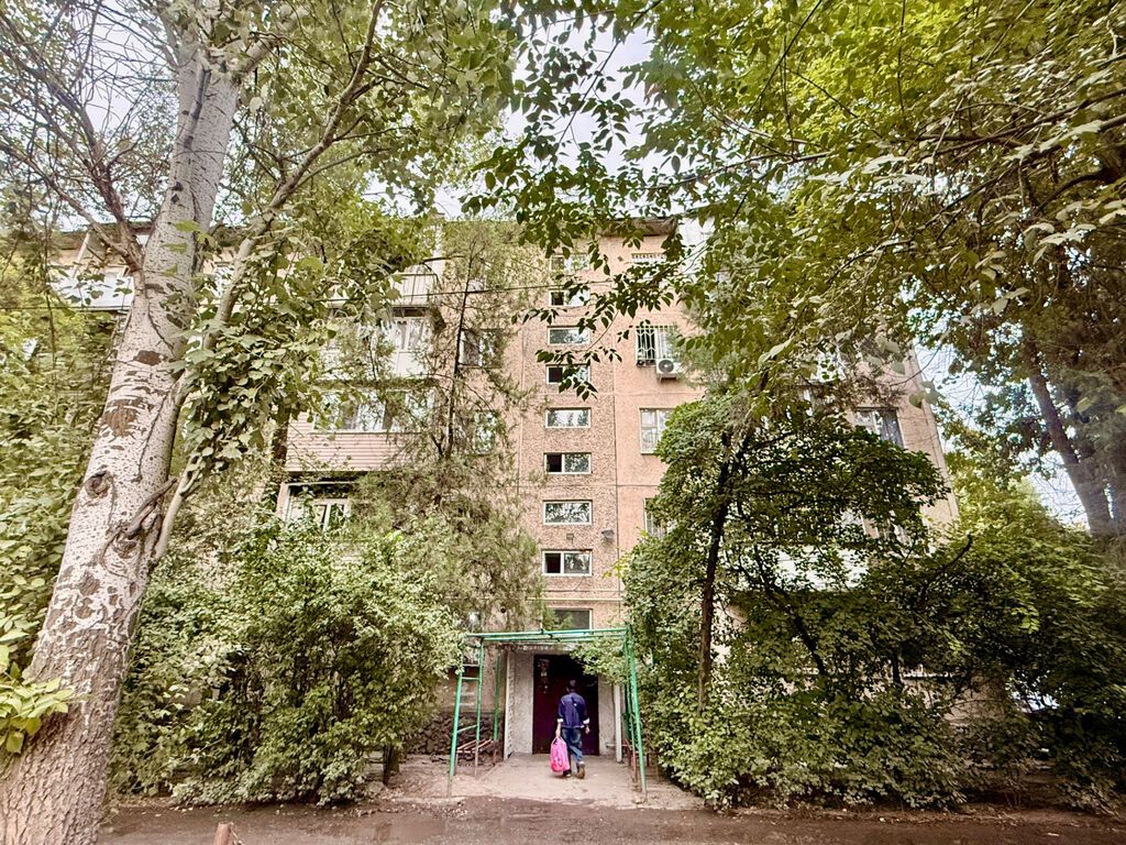 3 комнаты, 64 м², 8 мкр 104 серия, 5 этаж, Косметический ремонт: фото 1