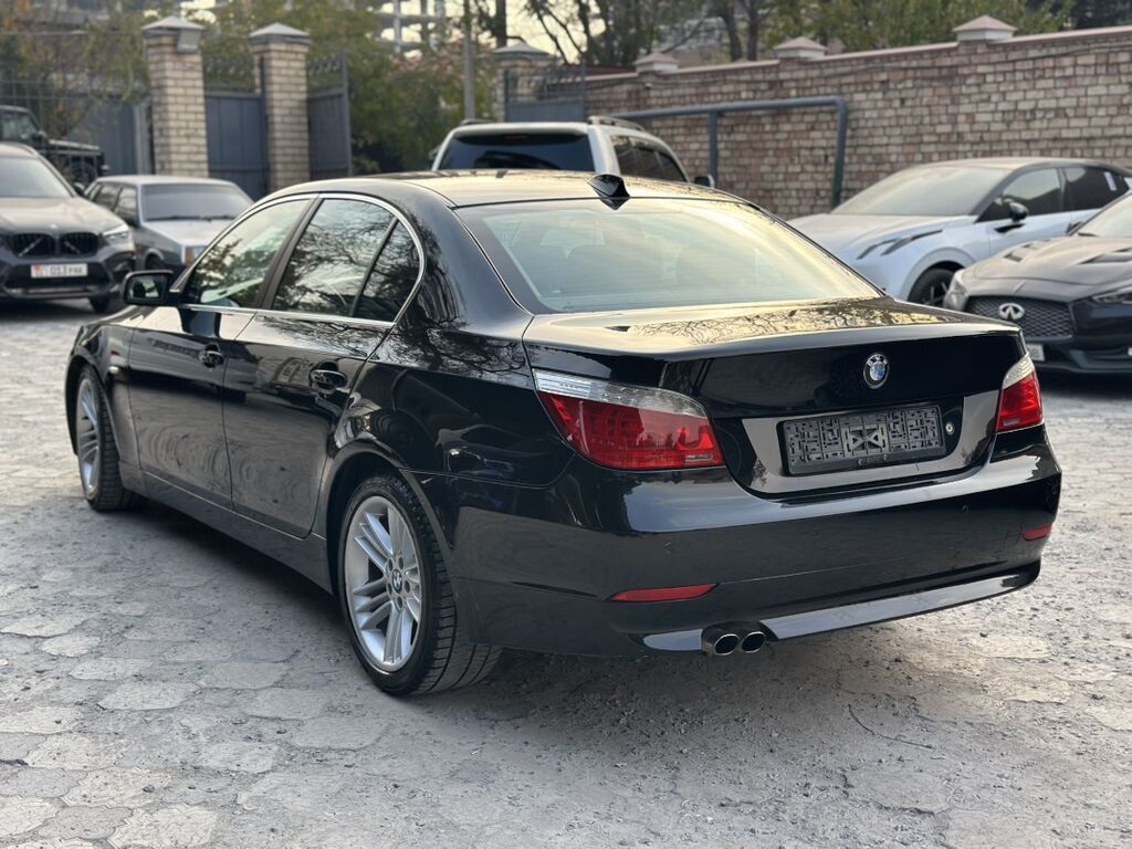 BMW 5 series: 2005 г., 3 л, Бензин, Седан: фото 3