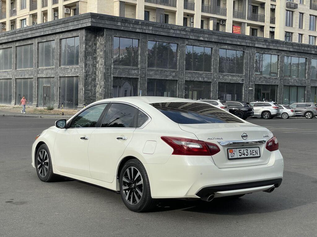 Nissan Altima: 2018 г., 2.5 л, Вариатор, Бензин, Седан: фото 5