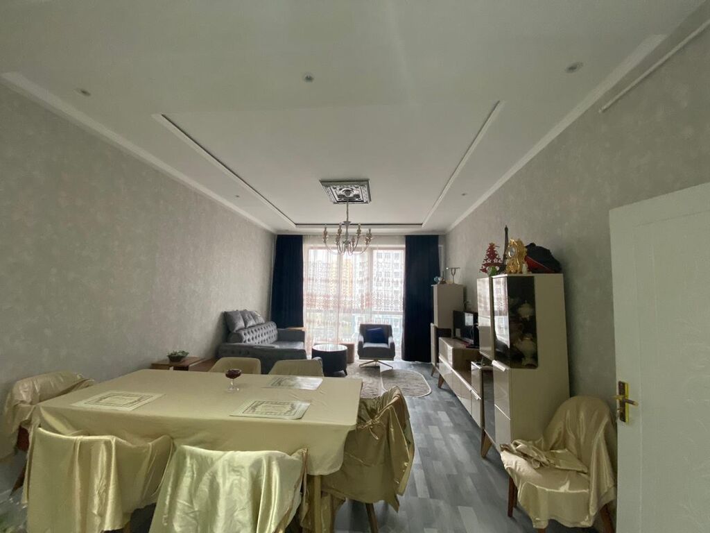 28 May, 3 otaqlı, Yeni tikili, m. Azadlıq Prospekti, 100 kv. m