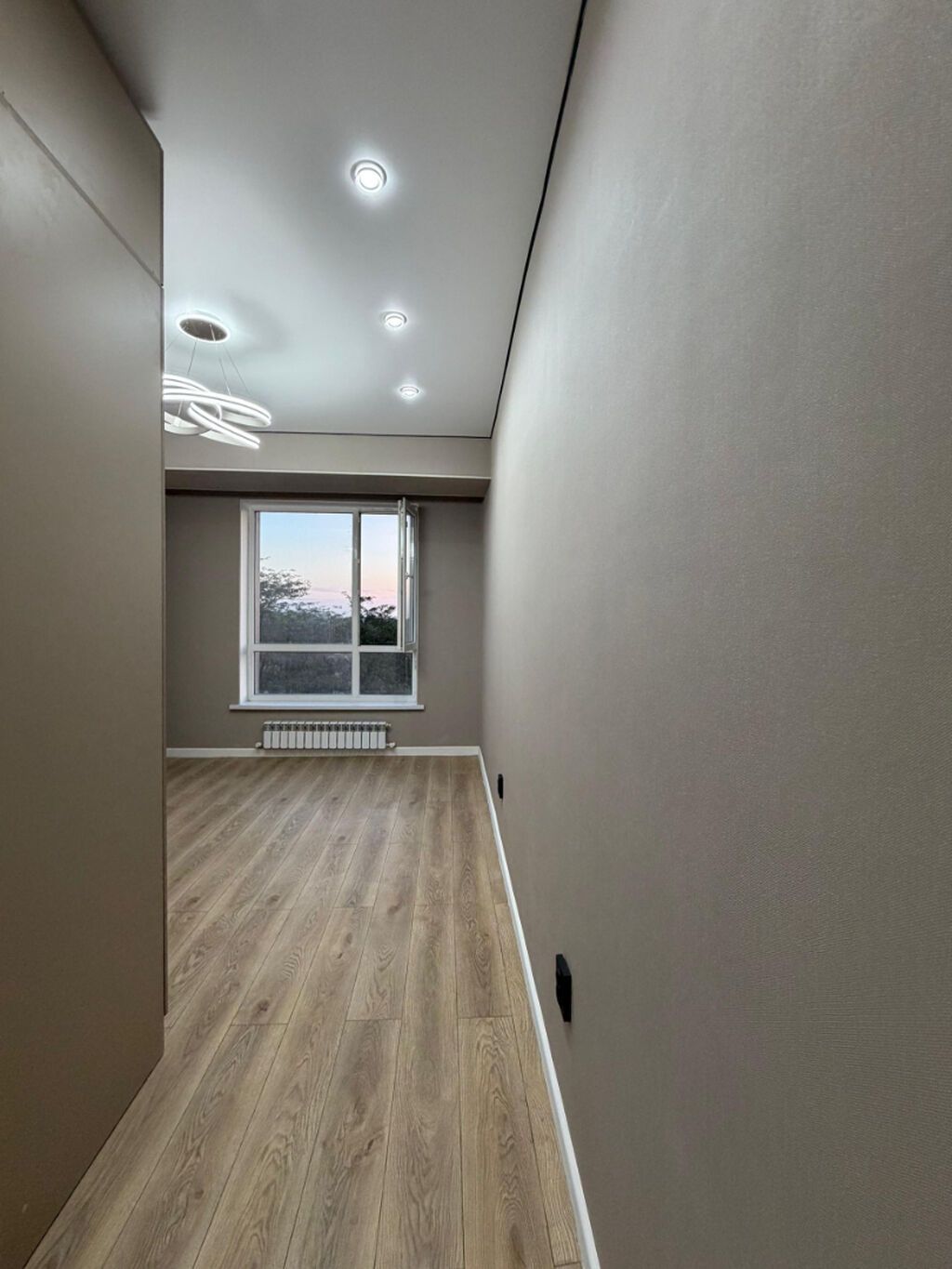 3 комнаты, 72 м², Пишпек Элитка, 5 этаж, Евроремонт: фото 2