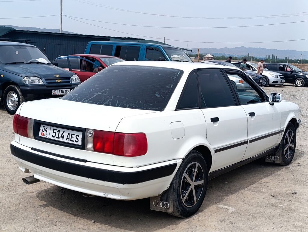 Audi 100: 1994 г., 1.8 л, Механика, Бензин, Седан: фото 4