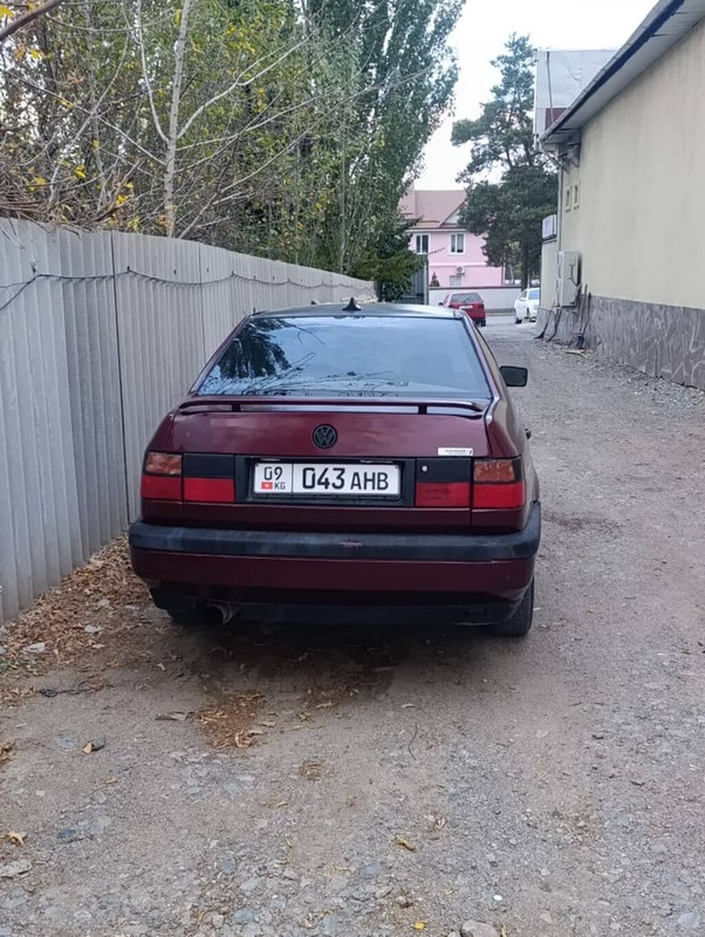 Volkswagen Vento: 1993 г., Механика, Седан: фото 3