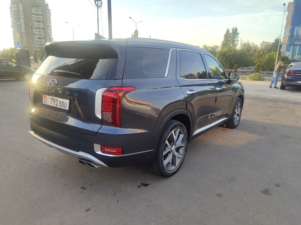 Hyundai Palisade: 2021 г., 2.2 л, Автомат, Дизель, Кроссовер: фото 3