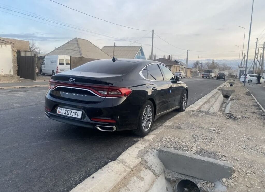Hyundai Grandeur: 2017 г., 2 л, Вариатор, Газ — фото 2