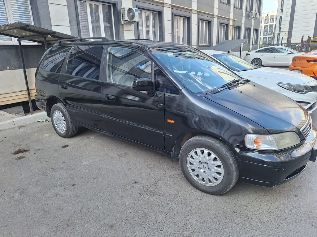 Honda Shuttle: 1996 г., Автомат, Бензин, Минивэн: фото 5