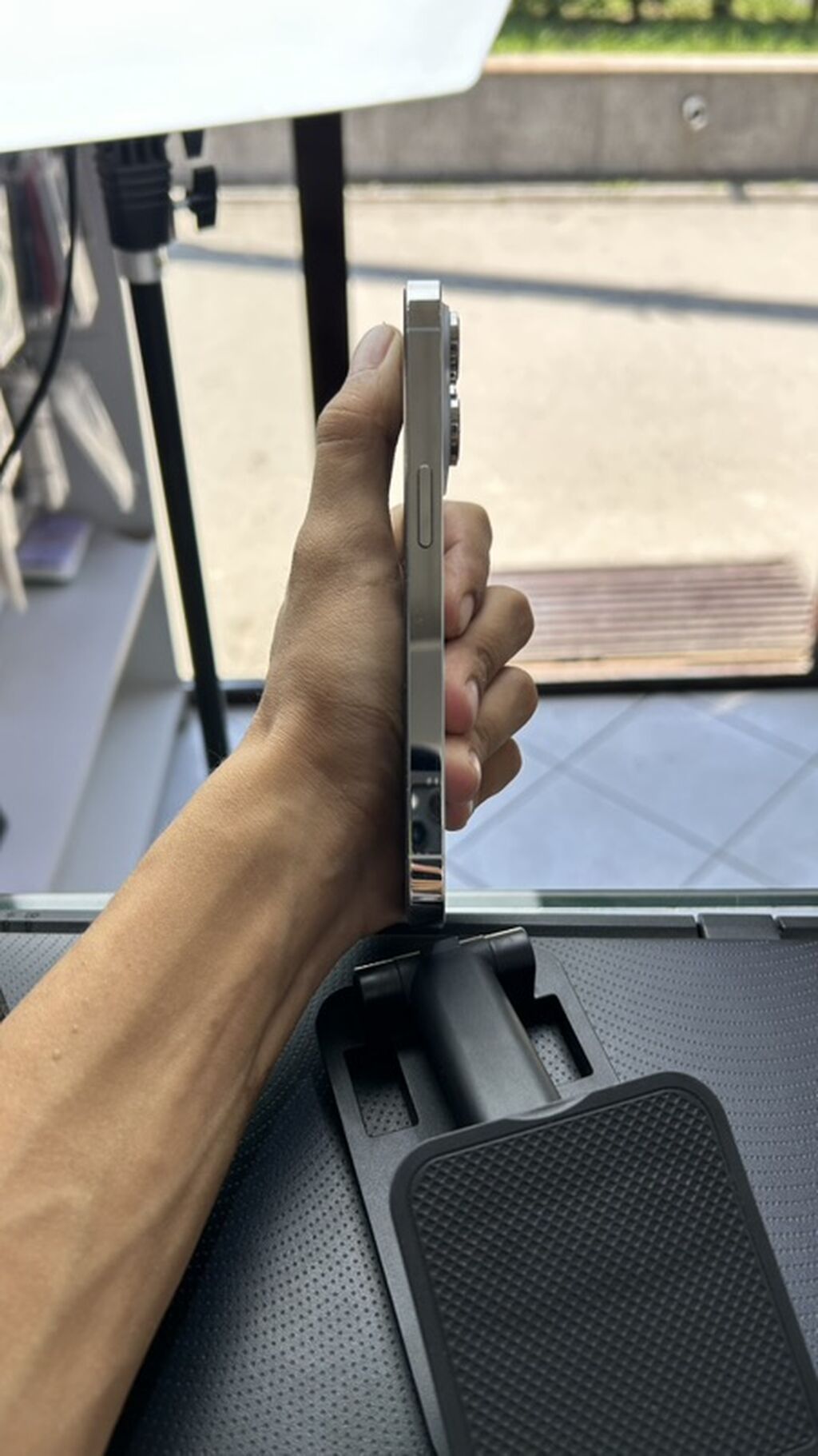 IPhone 14 Pro, Б/у, 128 ГБ, Серебристый, Защитное стекло, Чехол, 77 % — фото 6