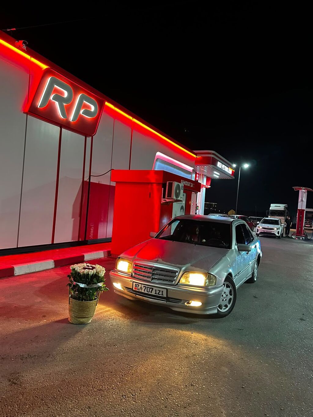 Mercedes-Benz C-Class: 2000 г., 1.8 л, Автомат, Бензин, Седан: фото 2