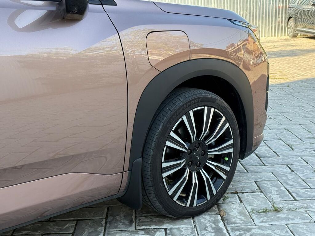 AION Y Plus / AION V, электрокроссовер. Стильный современный SUV с: фото 6