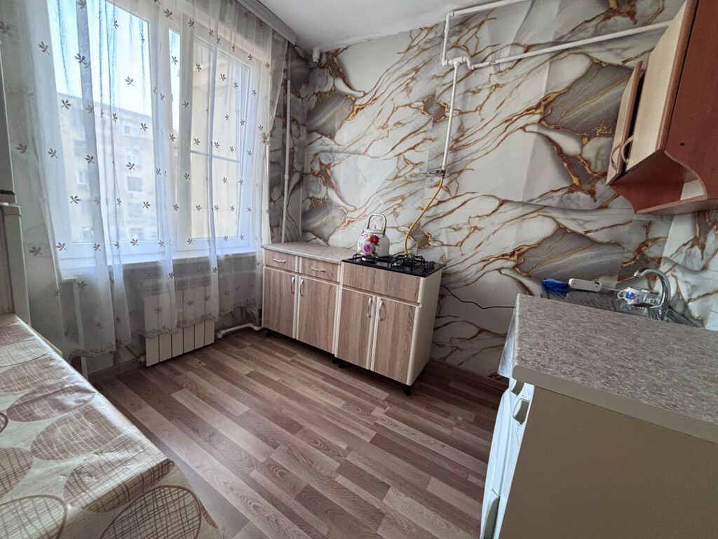 Neftçilərdə 1 otaqlı köhnə tikili mənzil kirayə verilir, 40 m², 500 AZN/ay, şəkil 4 / 7