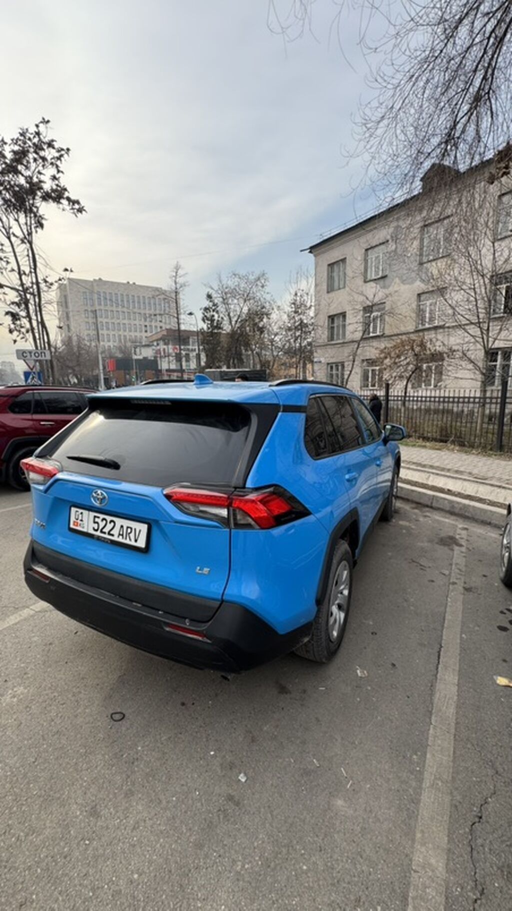 Toyota RAV4: 2020 г., 2.5 л, Автомат, Бензин, Кроссовер: фото 4