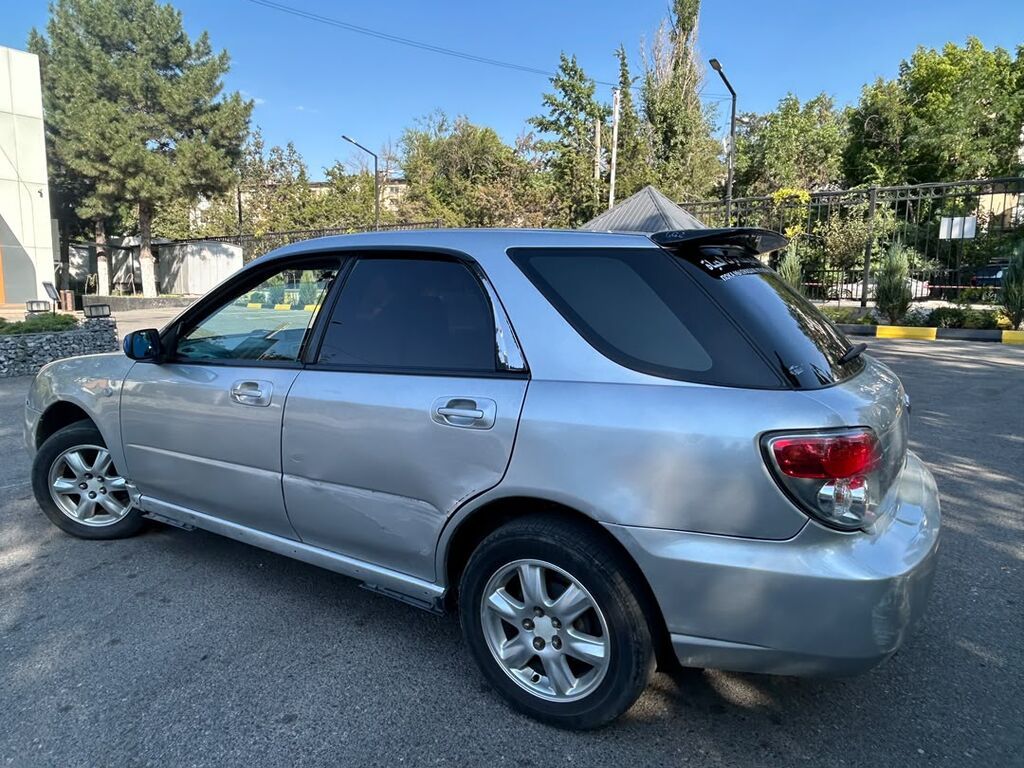 Subaru Impreza: 2005 г., 2 л, Автомат, Бензин, Седан: фото 5