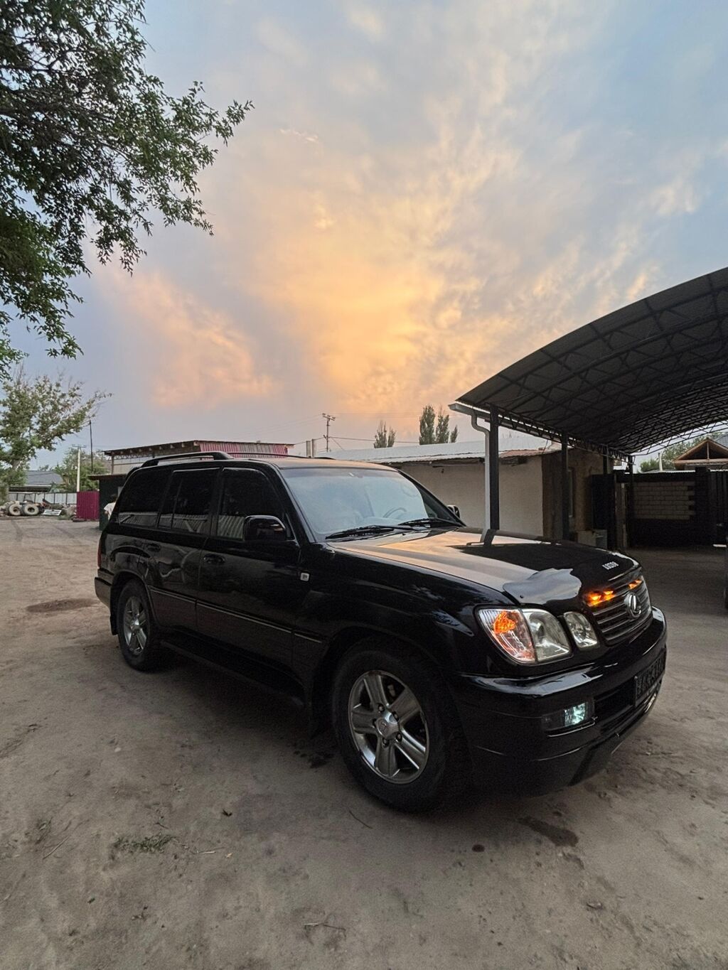 Lexus LX: 2007 г., 4.7 л, Внедорожник: фото 3