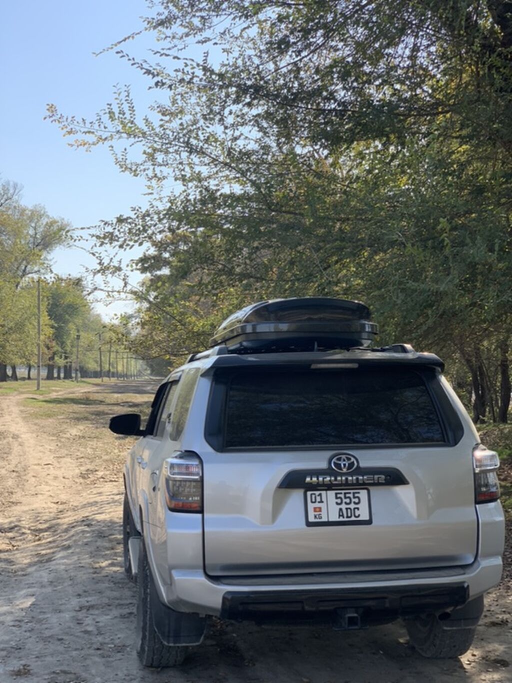 Toyota 4Runner: 2018 г., 4 л, Автомат, Бензин, Внедорожник: фото 2