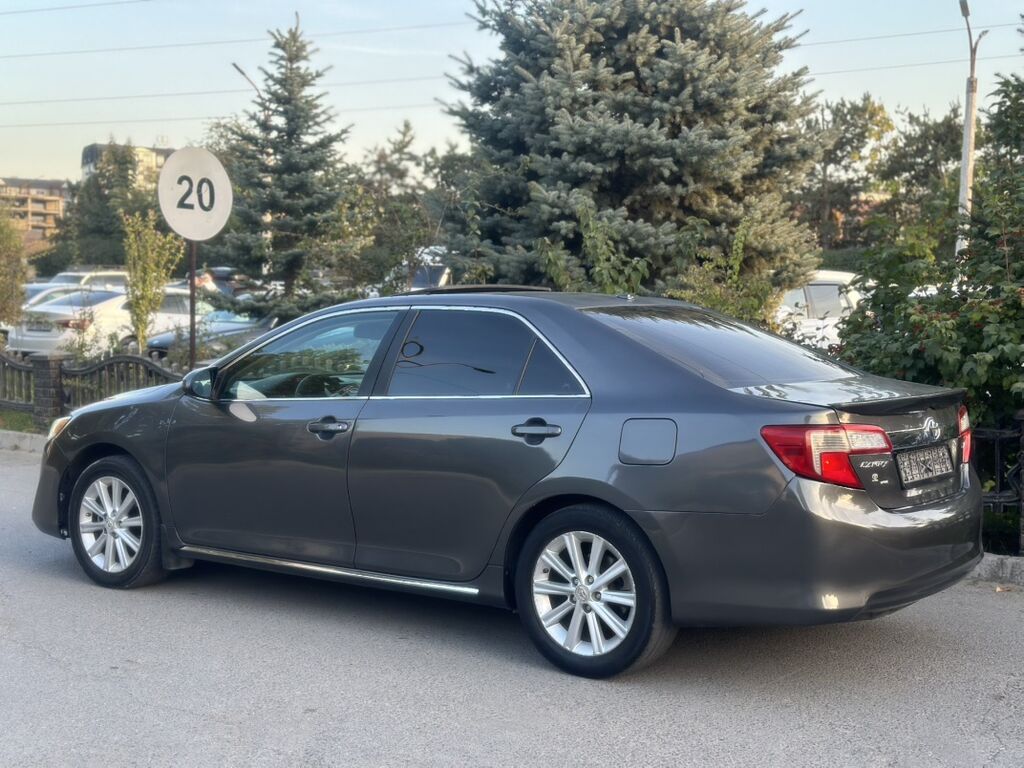 Toyota Camry: 2012 г., 2.5 л, Автомат, Гибрид, Седан: фото 6