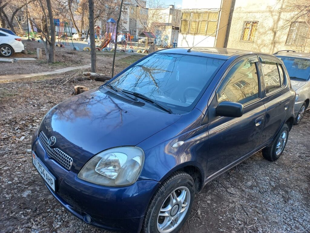 Toyota Yaris: 2000 г., 1.3 л, Автомат, Бензин, Хэтчбэк: фото 7