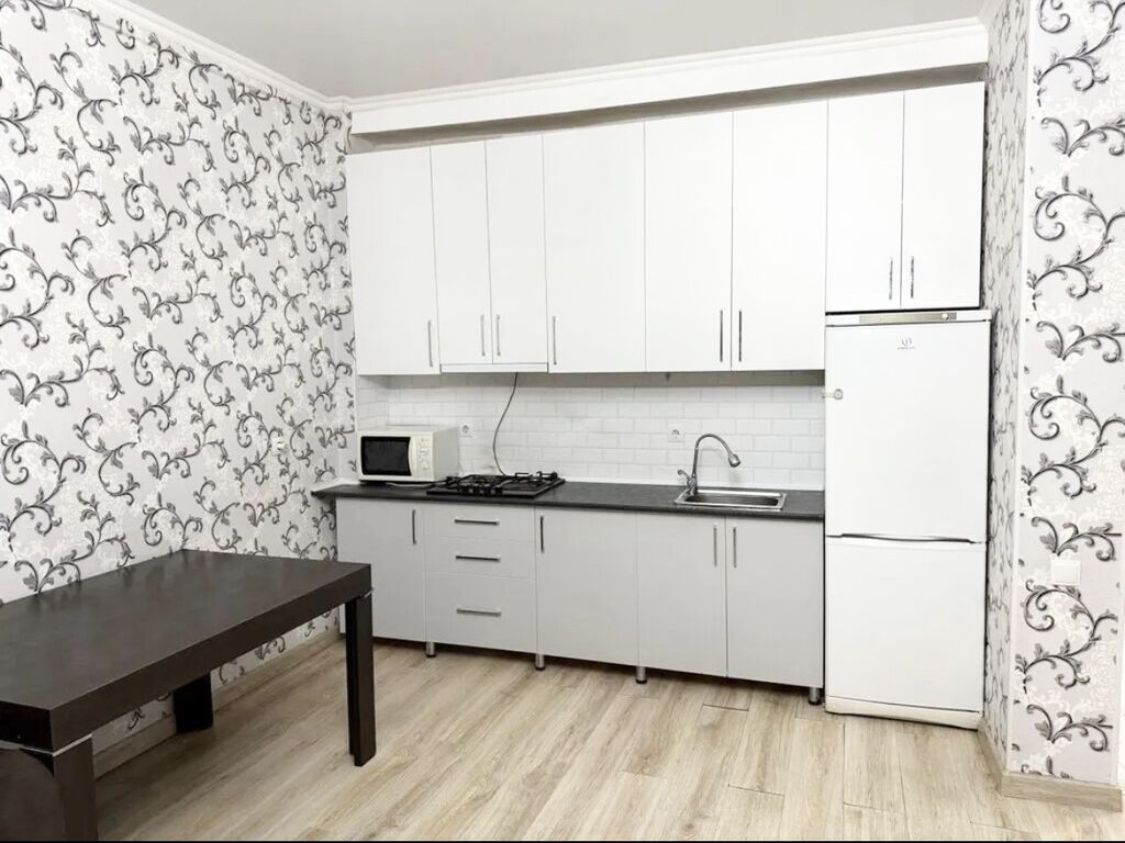 📍Азия Молл 💰Цена 600$ Депозит 500$ Сдаю 1 комнатную студию элитка